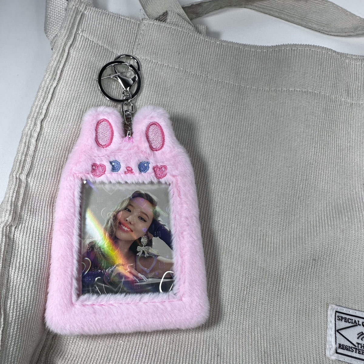 PHOTOCARD HOLDER KEYCHAIN - [PLUSH VER.2] – EVE PINK K-POP