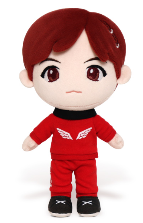 https://www.evepinkshop.com/cdn/shop/products/J-HopeDoll_1024x1024_7890f680-90a7-4bb1-9a93-15c561dede3a_900x.png?v=1605222227