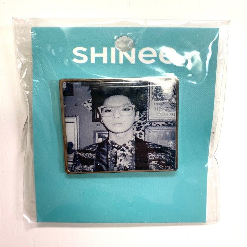 SHINee (샤이니) - WHY SO SERIOUS? EPOXY BADGE