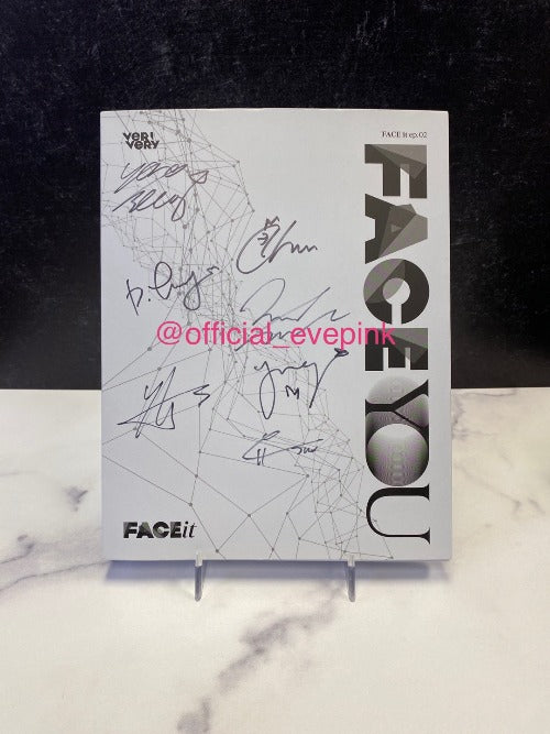 TWICE ALBUM [FEEL SPECIAL] CD+POSTER+PRE ORDER BENEFIT (Gauranteed) / SEALED